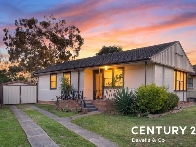A Home With Potential & Convenience