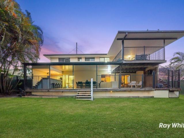 A Home to Fit Multiple Generations | Dual Living & Flexible Floorplan | Access to Shops, Parks & Great Schools