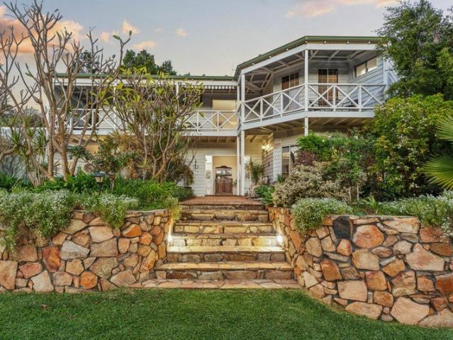 A home to love, full of life, love & long summer evenings
