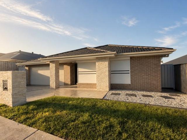 A Home to Slow Down and Enjoy the Magic of the Southern Highlands