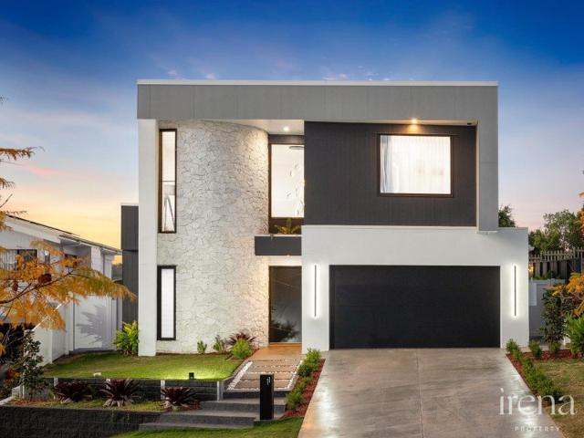 A Home That Truly Has It All!