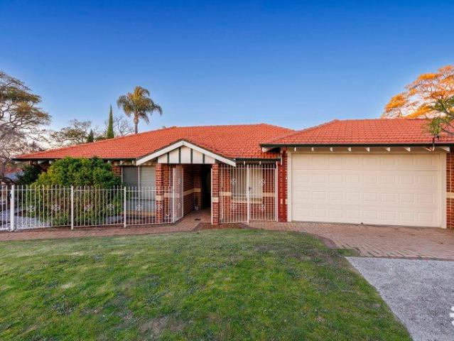 A HOME THAT WELCOMES YOU FROM THE MOMENT YOU ARRIVE