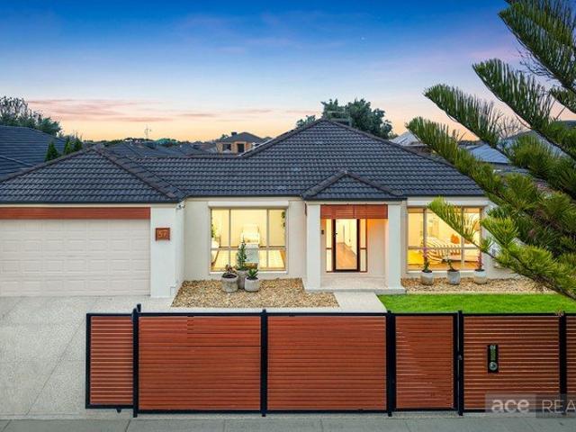 A Home That Defines Prestige, Space & Timeless Elegance