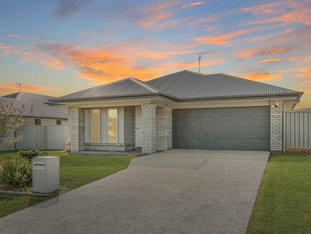 A HOME THAT FITS YOUR NEXT CHAPTER