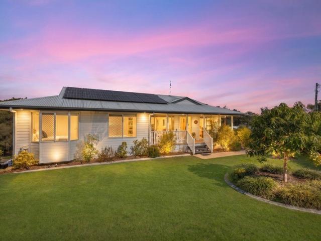 A Home That Has It All Style, Space, Solar & a Stunning Pool