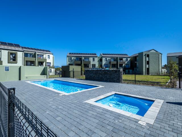 A Home That Loves You Back – 2 Bedroom Second Floor at Kleijne Wingerd!