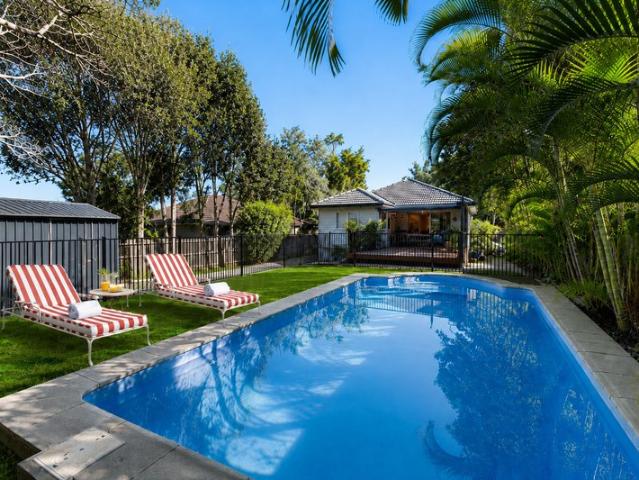 A Home That Makes Every Weekend Feel Like a Holiday