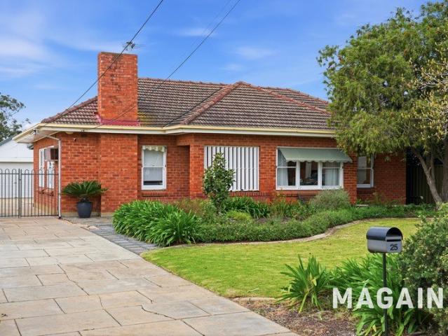 A home that oozes charm in a fabulous location