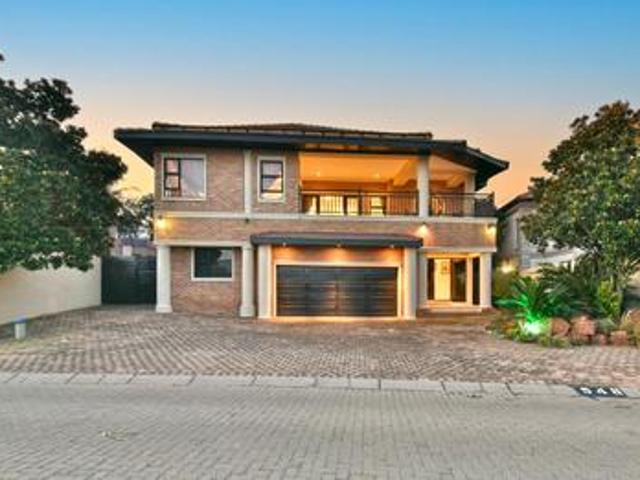 a home that remains perfectly timele.