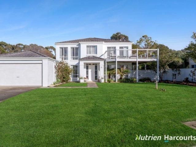 A Home You'll Find Hard to Leave 15 Holzer Drive Apollo Bay