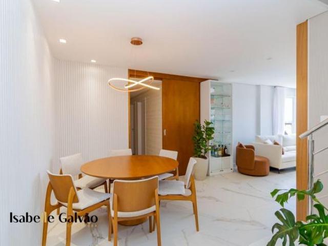 A inspiração que você queria fica por conta desse lindo duplex de 147m² privativos