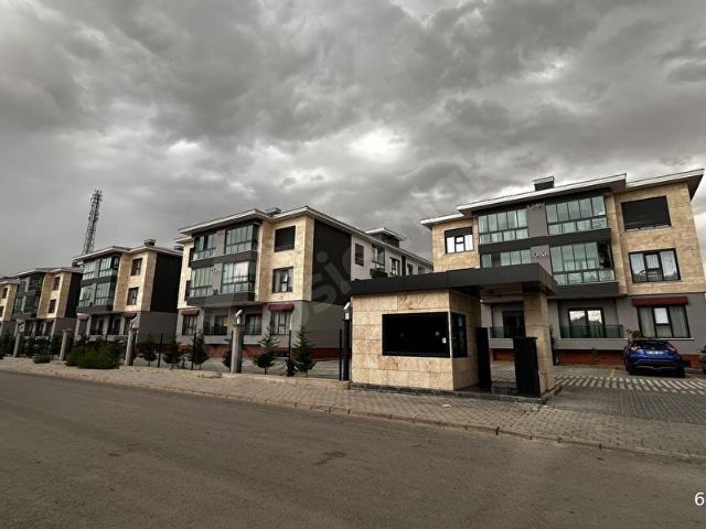 AŞIR GÖKDEMİR SATIYOR, KOSOVA MAH. İNCE RESORT DA YATIRIMLIK 1+1