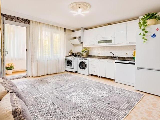 Aşiret Paket Geniş Ailelere Uygun Dev Mutfaklı Satılık 3+1 Daire