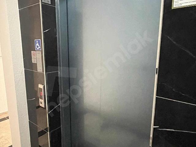 AŞIROĞLU CADDESİ YAKINI MERKEZİ KONUM'DA 2+1 95M GENİŞ DAİRE!