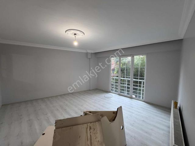 Aşkın Gayrimenkulden Masrafsız Daire Boyalı Dolap Sıfır