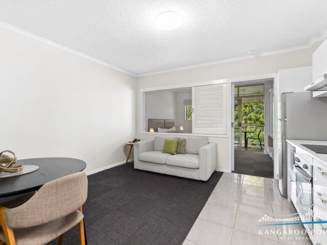 A Kangaroo Point Gem