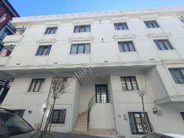 A.köy Taşoluk'da Eşyalı 2+1 Kiralık Temiz Ara Kat Balkonlu Daire