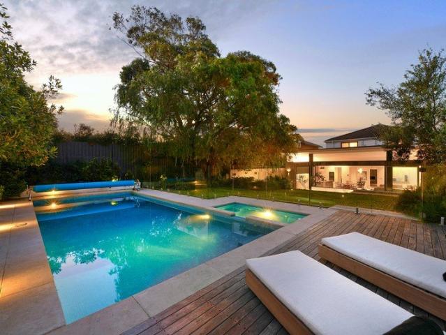 A Lurline Bay Family Masterpiece With Ocean Views On An Extraordinary 690sqm