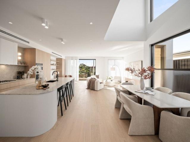 A Luxurious Family Retreat in the Heart of Ryde