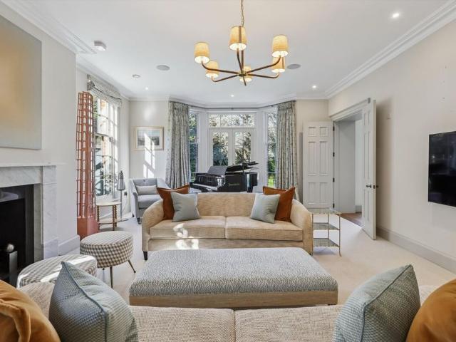 A luxurious six bedroom detached home located in Cobham complete with cinema room, gym and swimming pool