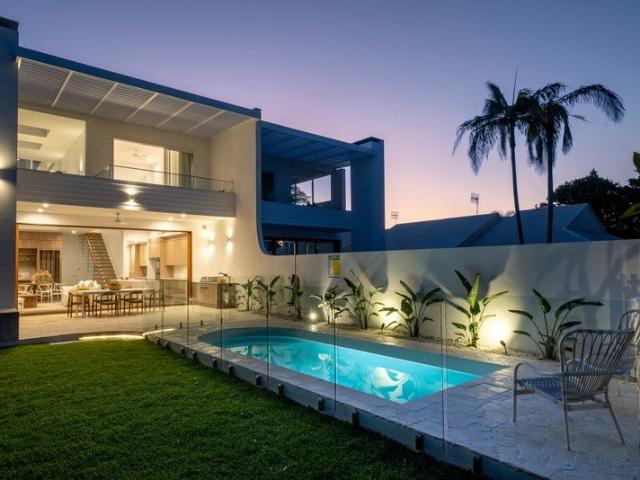 A Luxury Coastal Oasis