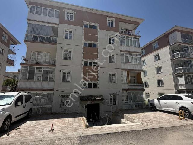 A L C Den G.o.p. Mahallesinde 3+1 Fiyatı Uygun Kiralık