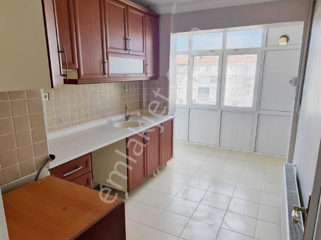 A L C Den Hastane Ve Metro Yakını 3+1 Depozitosuz Kiralık Daire