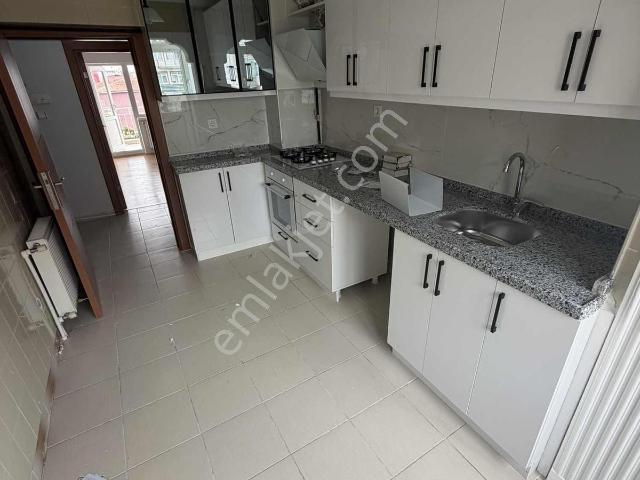 A L C Den Hastane Ve Metro Yakını 3+1 Full Yapılı Kiralık Daire