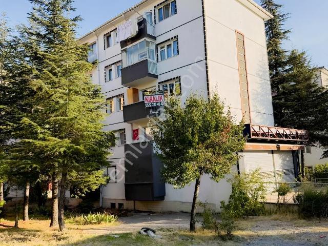 A L C Den Metro Yakını Ara Katta 2+1 Kiralık Daire