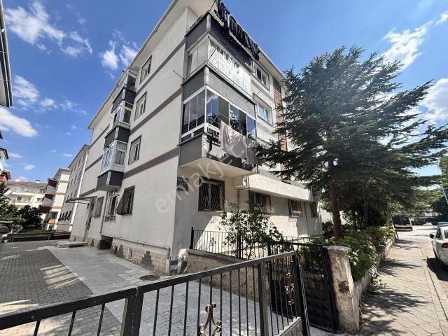 A L C Den Salon Bagımsız Full Yapılı Ara Katta 3+1 Satılık