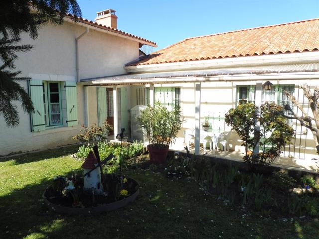 A La Campagne 120m² Ponteyraud