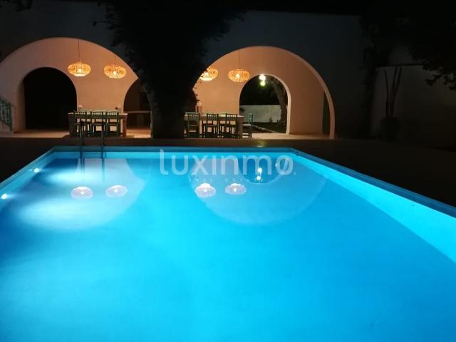 A la venta Fantástica Villa con licencia turística en Ibiza 454m² Sant Antoni de Portmany