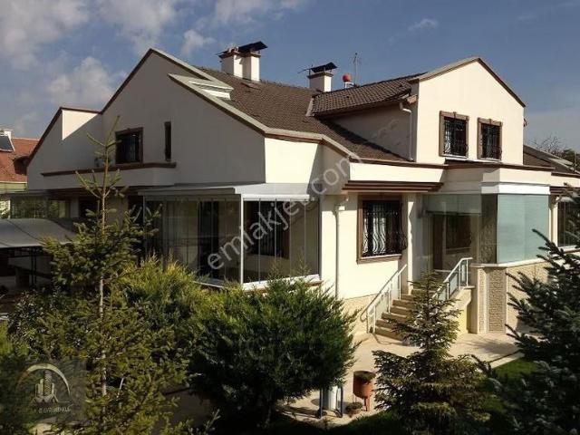 Çağlak Gayrimenkul Den Satılık İkiz Villa 8+2