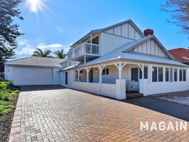A Landmark Beachside Estate of Timeless Elegance and Resort Style Luxury
