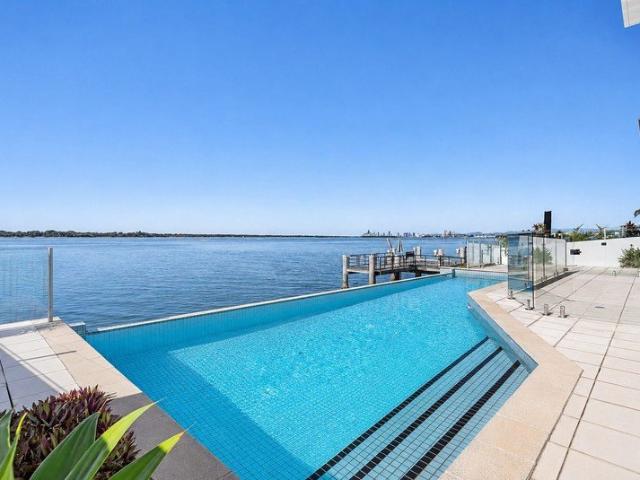 A Landmark Broadwater Residence of Timeless Luxury
