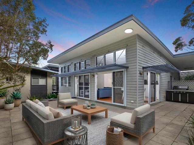 A Landmark Coastal Residence of Exceptional Scale & Possibilities