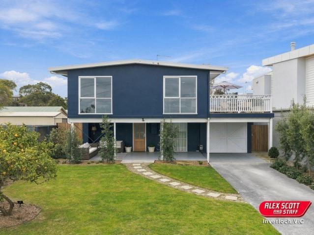 A Landmark Esplanade Opportunity with Lifestyle, Income & Future Potential
