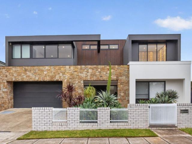 A Landmark Family Estate of Unrivalled Luxury and Scale