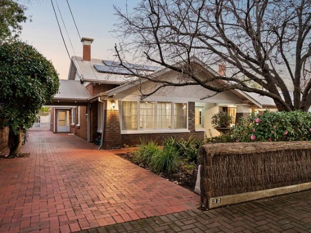A Landmark Family Residence of Timeless Distinction