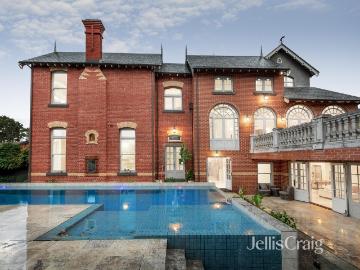 A Landmark Glen Iris Residence Where Heritage Beauty Meets Modern Brilliance