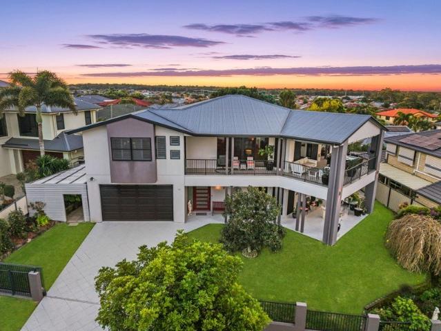 A Landmark Home on Avalon Bespoke Luxury with Sweeping Moreton Bay Views