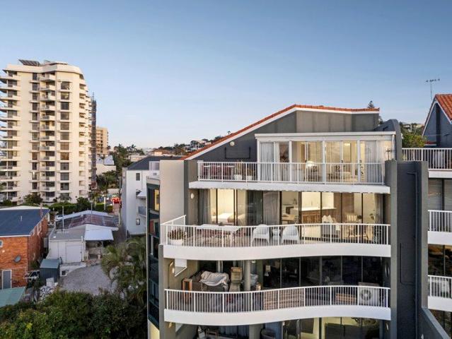 A Landmark Penthouse Perched Above Coolum Beach