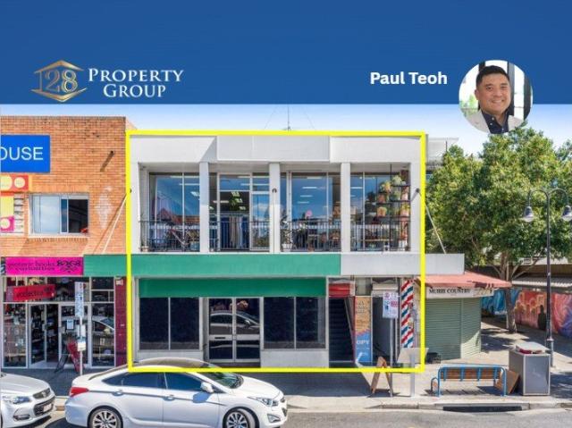 A Landmark Position on Boundary Street