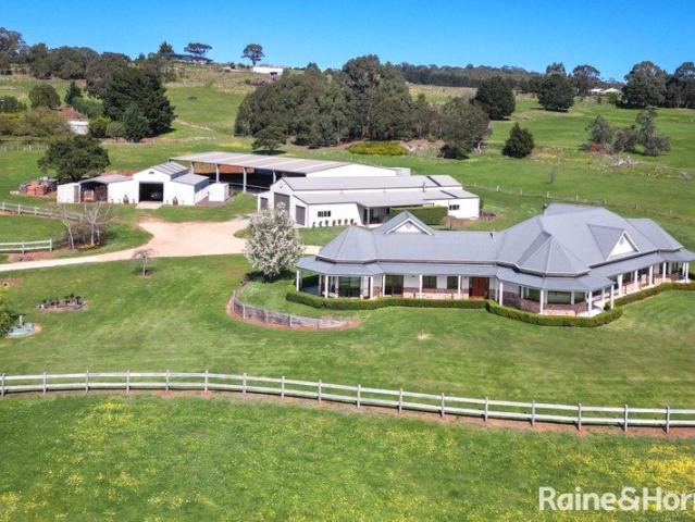 A Landmark Rural Estate Where Luxury Meets the Macedon Ranges!