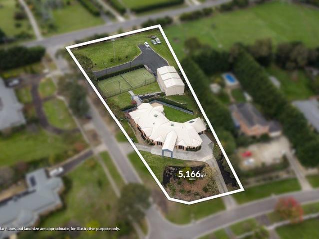 A landmark sanctuary where Luxury family living meets exceptional business and lifestyle flexibility