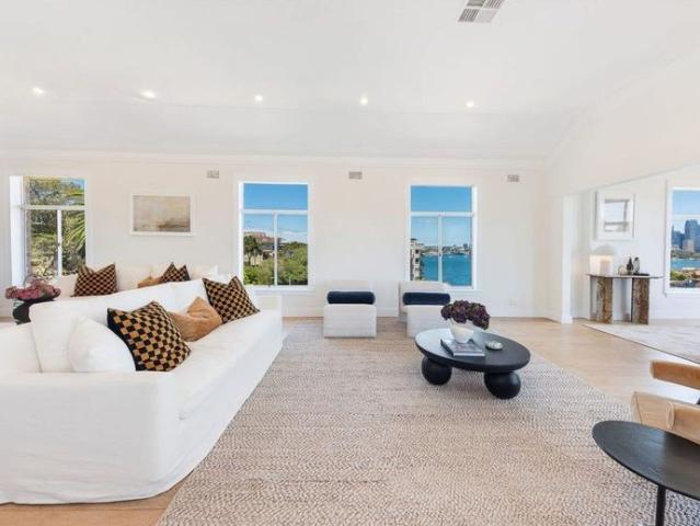 A Landmark Waterfront Residence of House Like Luxury with Iconic Sydney Harbour Views