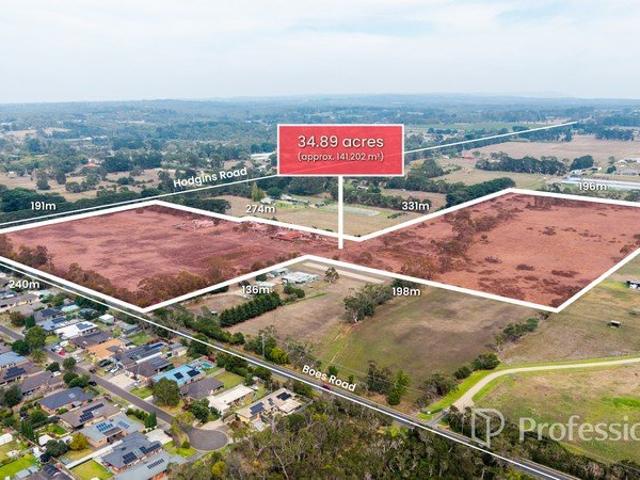 A Landmark 14.12 Hectare Dual Title Holding in the Mornington Peninsula