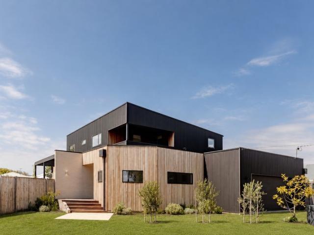 A Large Family Home Designed for Coastal Living on a Huge Allotment