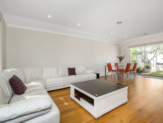A Large Single Level Abode