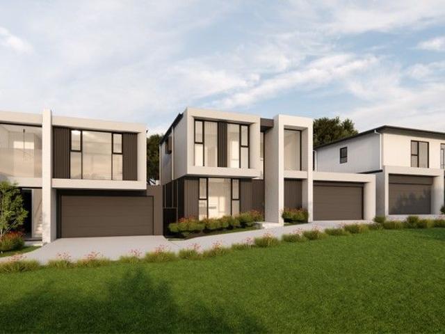 A Lavish Lifestyle on the City's Cosmopolitan Eastern City Fringe